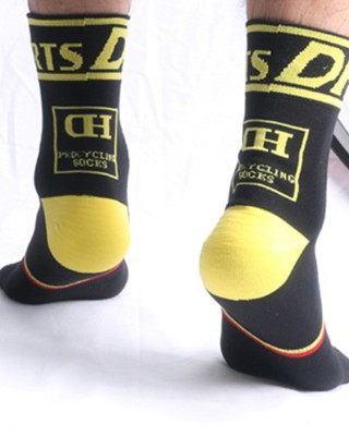 DH Sports Mens Womens Cycling Cushion Crew Sock Outdoor Anti Skid Deodorization Warm Socks